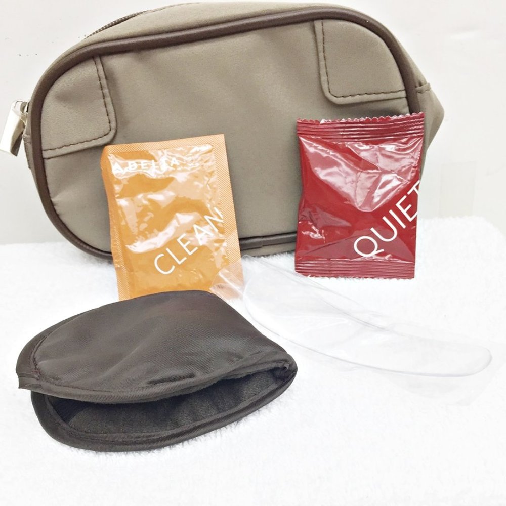 Delta Airlines Amenity Kit Tan Brown Zip Top Toiletry Kit Makeup Case + Contents
